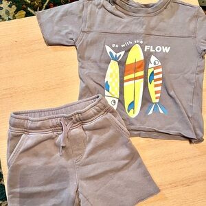 Old Navy Kids Matching Set in Purple with Colorful Surfboards and Fish 3T